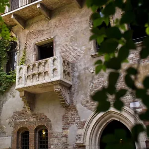Residenza Bra Pensión